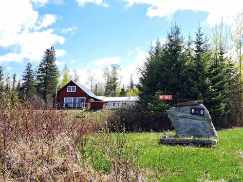 848 Diamond Pond Rd, Columbia NH  03576-5611 exterior