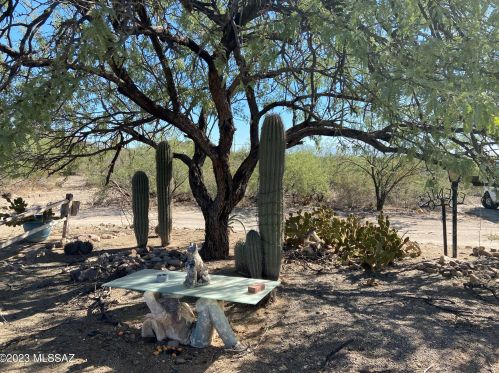 3811 Bilby Rd, Tucson AZ 85706-4506 exterior