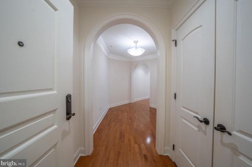 5203 Parkview Dr, Haverford, PA 19041-2017