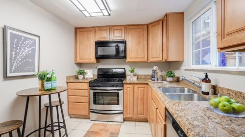 1223 Hartford Cir, Fairfield, CA 94534-4331