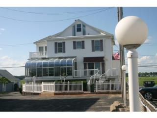 435 Ocean Blvd, Hampton, NH 03842-3635