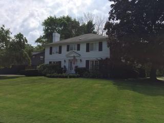 4190 Carroll Blvd, Cleveland OH  44118-4528 exterior