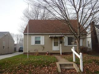 2307 Baldwin Ave, Canton, OH 44705-4025