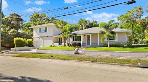 2110 1st St, Saint Petersburg, FL 33704-3413