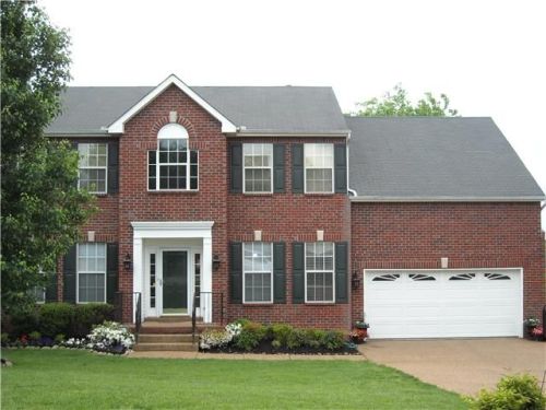 149 Grove Ln, Hendersonville, TN 37075-7006