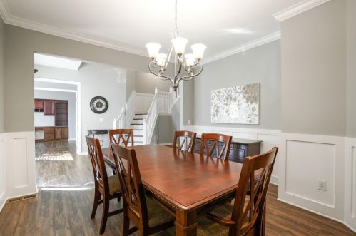 716 Ballater Dr, Delaware OH  43015-7184 exterior