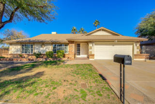 6042 Riviera Dr, Glendale, AZ 85304-2520