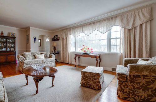 205 Titusville Rd, Poughkeepsie NY  12603-3270 exterior