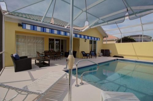 7675 Hernando Ct, Naples, FL 34114-2645