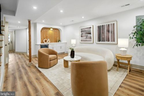 1613 Capitol St, Washington DC  20003-1620 exterior