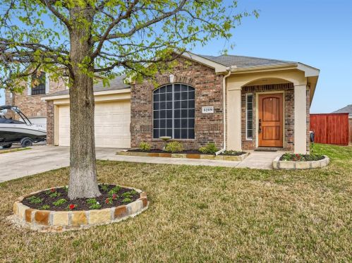 6209 Granite Creek Dr, Fort Worth, TX 76179-7725