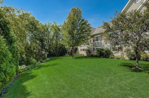 2301 Silver Fox Ct, Waukesha WI  53188-2593 exterior
