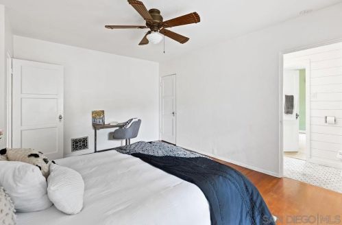 3221 Dumas St, San Diego CA  92106-1311 exterior