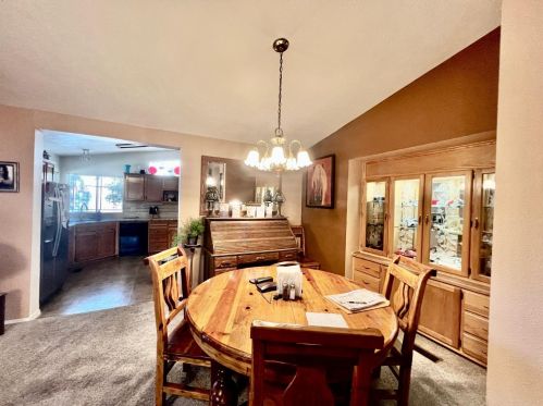 6938 Hidden Brook Ln, Citrus Heights CA  95621-8373 exterior