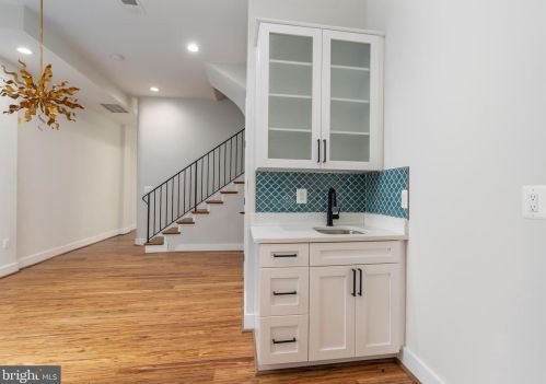 1509 Vermont Ave, Washington DC 20005-3712 exterior