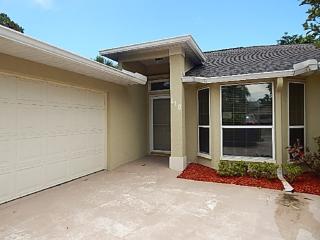 110 Lancaster St, Sebastian, FL 32958-6715