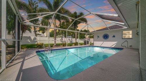 506 18th Ave, Cape Coral, FL 33990-1629