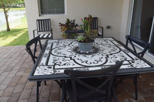 725 Leonardo Cir, Fort Pierce FL  34986-4355 exterior