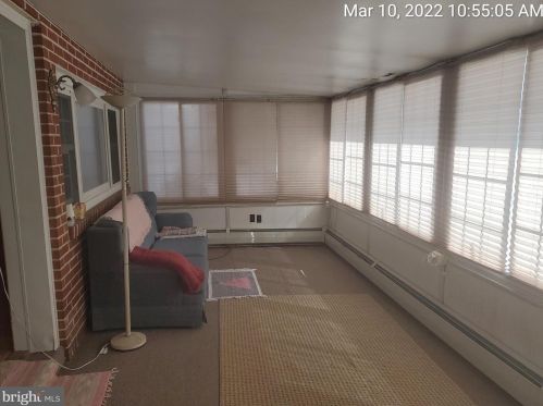 208 Clarks Valley Rd, Porter, PA 17980-9447