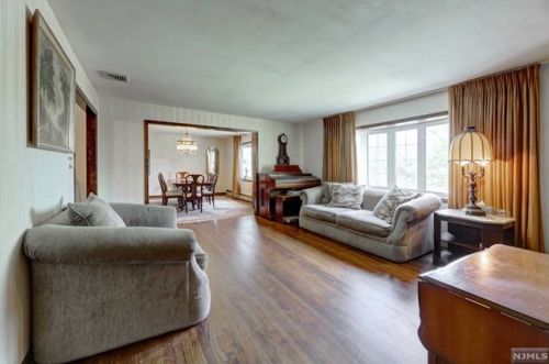 155 Degray St, Paterson NJ 07508-2521 exterior