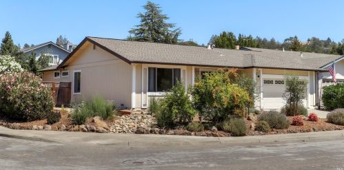 5360 Cassandra Way, Santa Rosa, CA 95403-7702