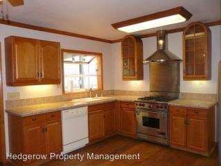 170 Franklin St, Fairfield CA  94559-3919 exterior