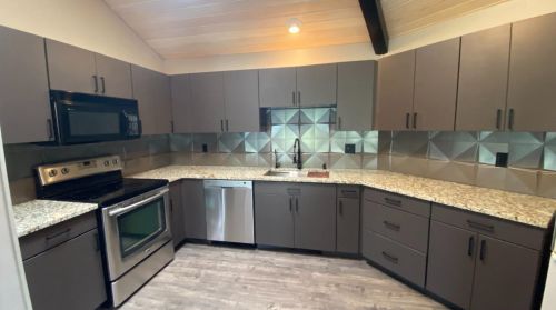 4156 Oakmont, Crown Point IN 46307-8958 exterior