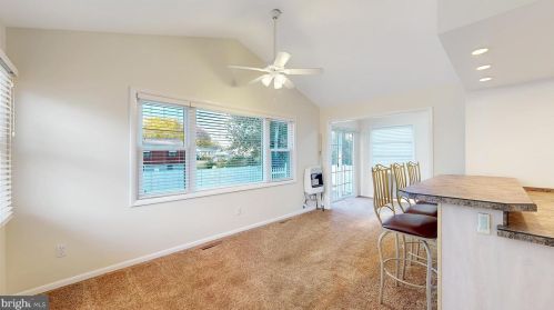 975 Carvel Dr, Dover DE  19901-6685 exterior