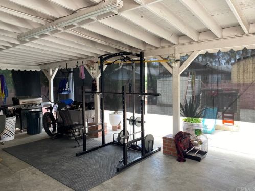 9317 Hunt Ave, South Gate, CA 90280-5119