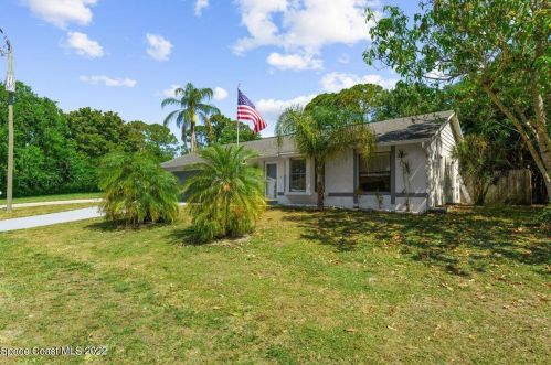 5332 Jamaica Rd, Cocoa, FL 32927-9059