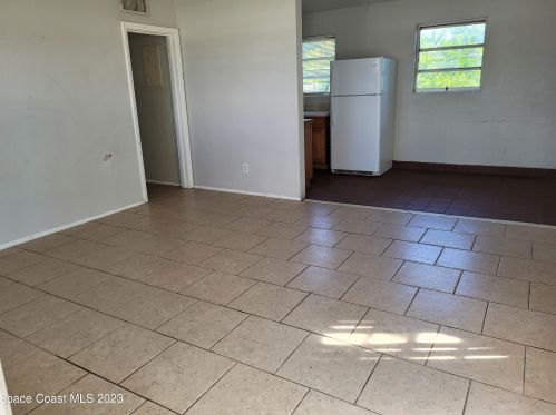1207 Dixon Blvd, Cocoa, FL 32922-6407