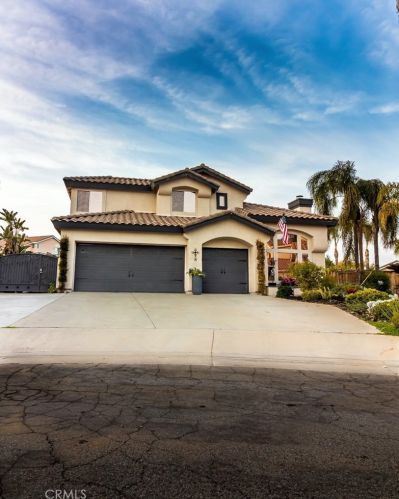 8719 Medford St, Riverside, CA 92508-2502