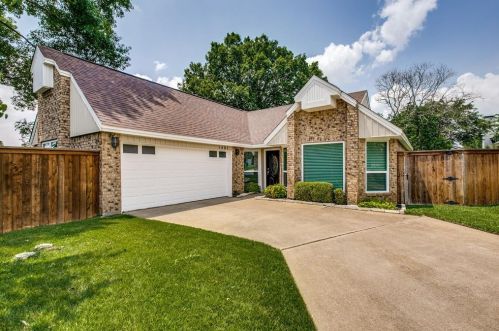 1401 Autumn Chase Sq, Bedford, TX 76022-6800