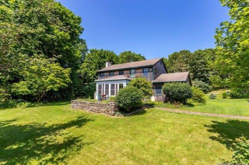 298 Elm St, Stonington, CT 06378-2925