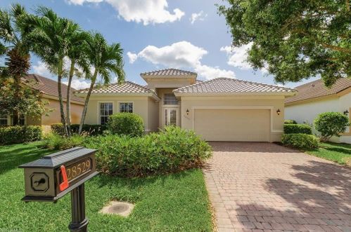 28529 Risorsa Pl, Bonita Springs, FL 34135-8374