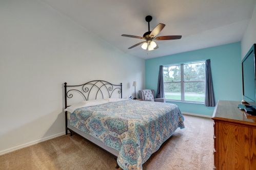 1011 Alexandria Ave, Fort Pierce FL 34953-3401 exterior