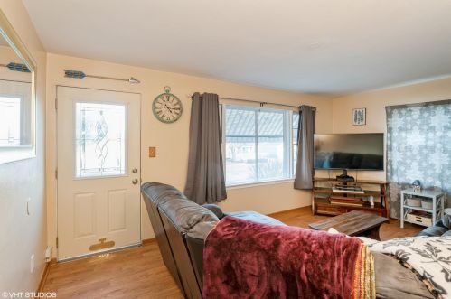 6012 46 Ave, Kenosha WI 53142-1316 exterior