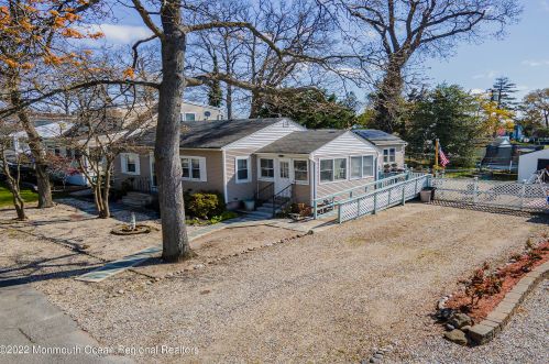 47 Van Ness Dr, Bricktown, NJ 08723-5760