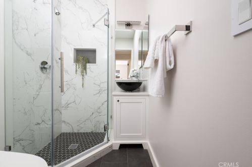 8191 Malloy Dr, Huntington Beach CA 92646-5018 exterior