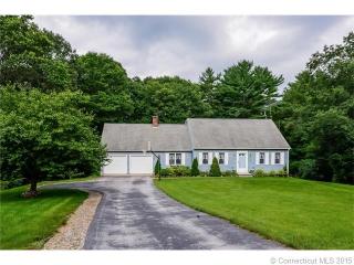 98 Bunny Ln, Brooklyn, CT 06234-3303