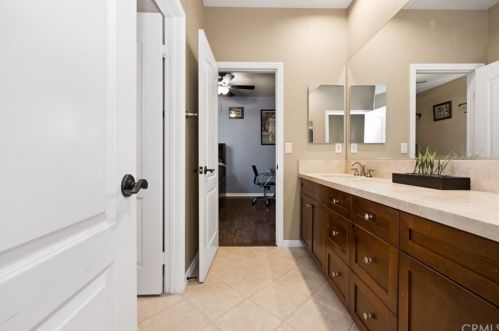 105 Mission, Irvine CA  92620-3420 exterior