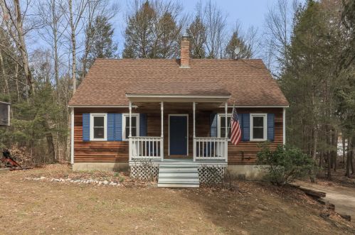 382 Clark Hill Rd, New Boston, NH 03070-4602