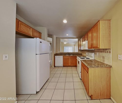 230 126th Ave, Avondale, AZ 85323-8332
