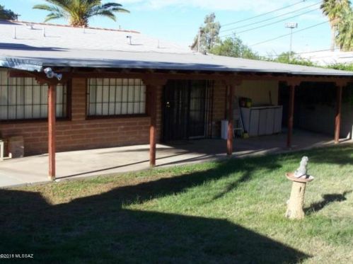 815 Mitchell Dr, Tucson AZ  85719-2905 exterior