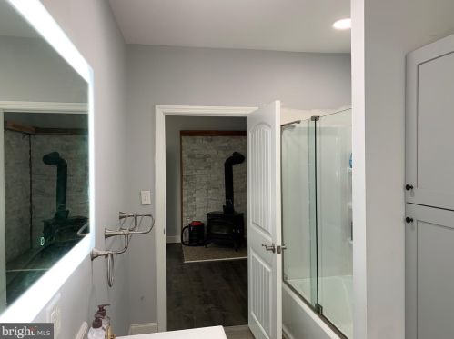 221 Monroeville Rd, Swedesboro NJ  08085-3450 exterior