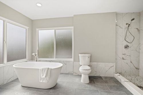 2660 Maryknoll Dr, Colton CA  92324-3712 exterior