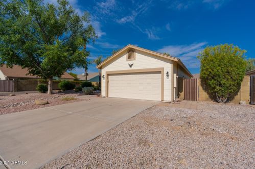 2902 Villas Ln, Chandler, AZ 85224-1894