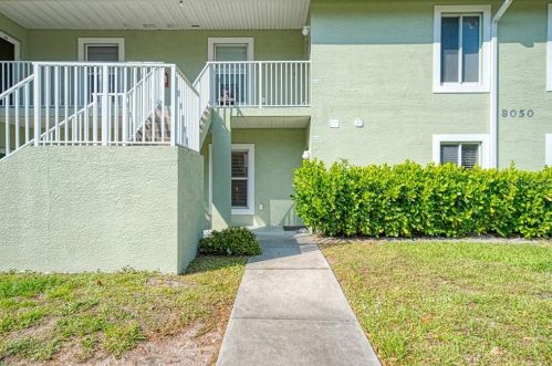 8050 Memory Ln, Placida, FL 33947-2860