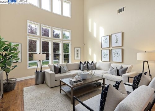 10864 Inspiration Cir, Pleasanton CA  94568-5562 exterior