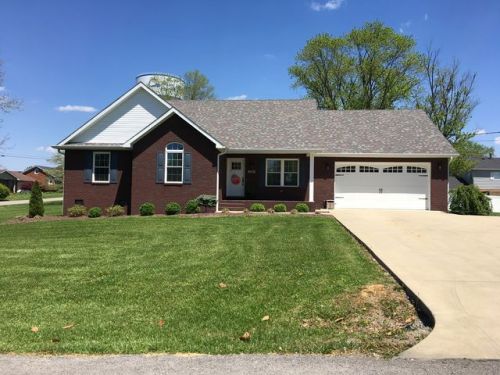 208 Hilltop Dr, Campbellsville, KY 42718-3326
